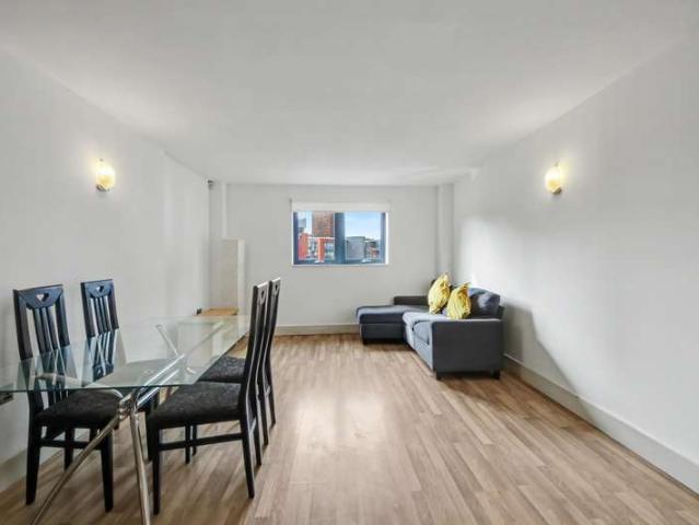 Apartment for sale in City Centre, Georgia