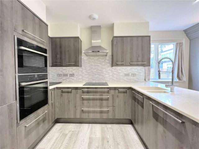 Apartment for sale in Fossebridge, Gloucestershire