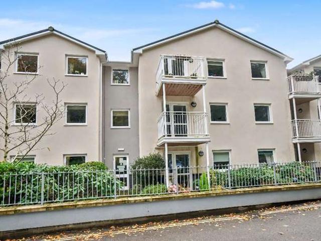 Apartment for sale in Weir Quay, Devon