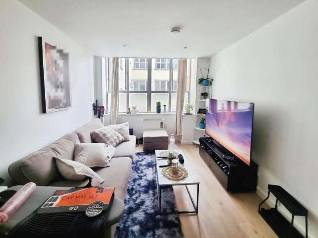 Apartment for sale in Key Street, Suffolk
