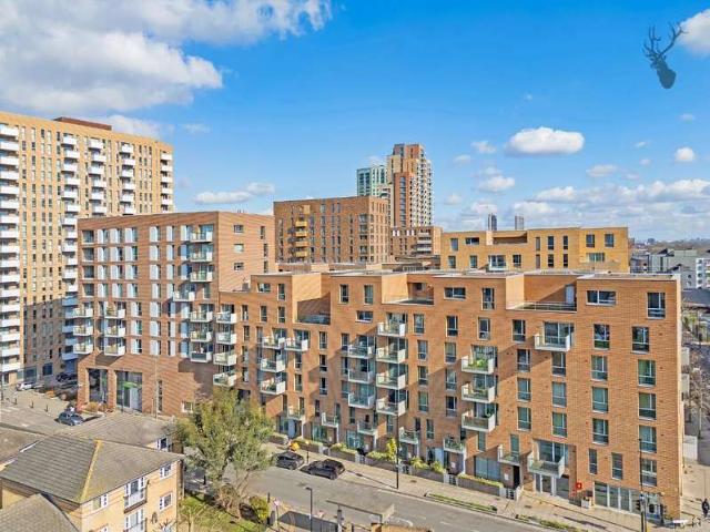 Apartment for sale in Bromley-by-Bow, Poplar Grove