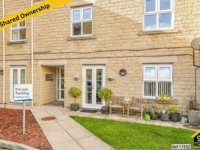 Apartment for sale in Adwalton, Leeds
