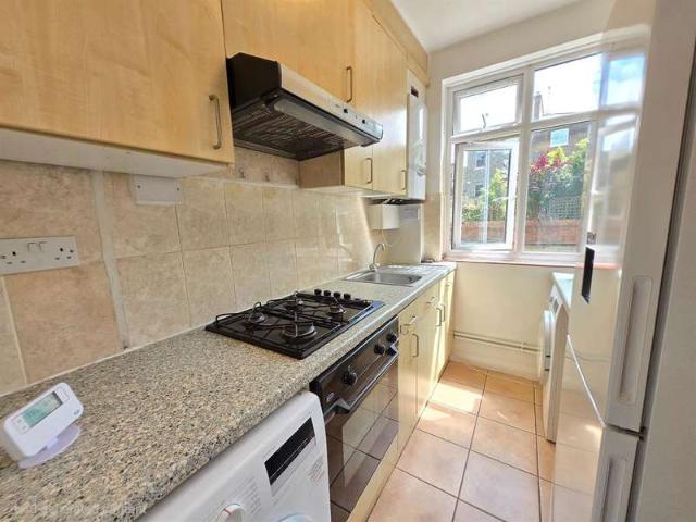 Apartment for rent in Maida Vale, Greater London