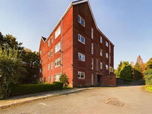 Apartment for sale in St. Helens, West Park