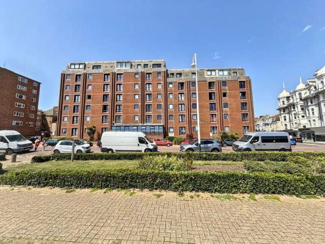 Apartment for sale in Central, Heathlands