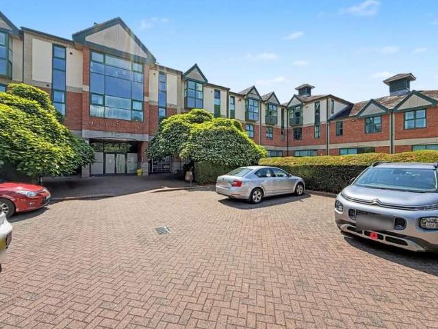Apartment for sale in Old Trafford, Trafford Park