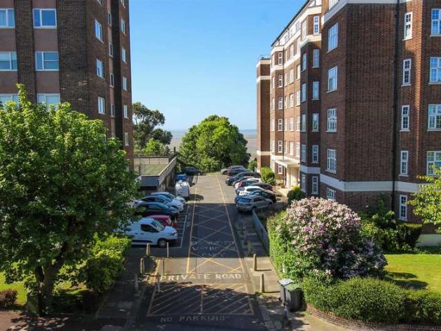 Apartment for sale in Leigh-on-sea, Leigh-on-Sea