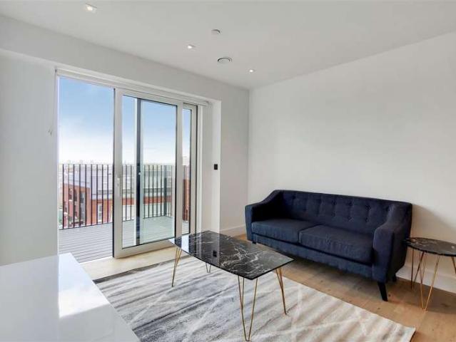 Apartment for sale in Vauxhall, Greater London