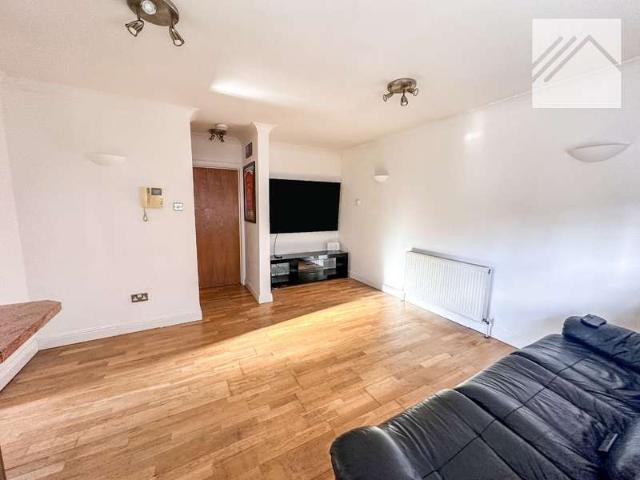 Apartment for sale in Canvey Island
