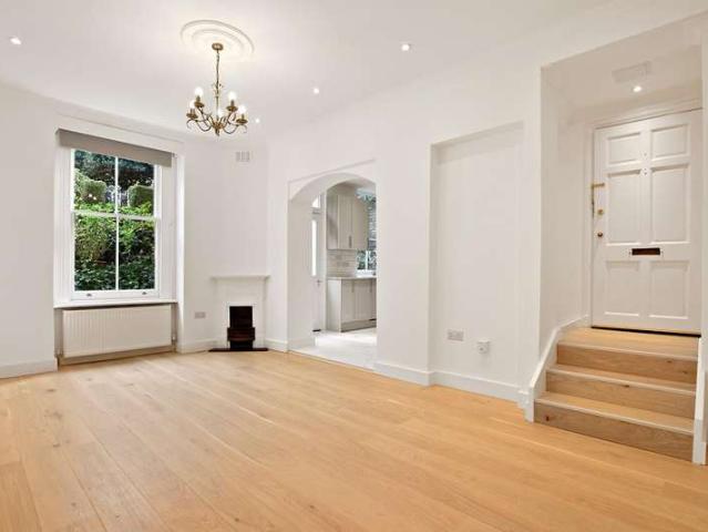 Apartment for sale in Maida Vale, Greater London