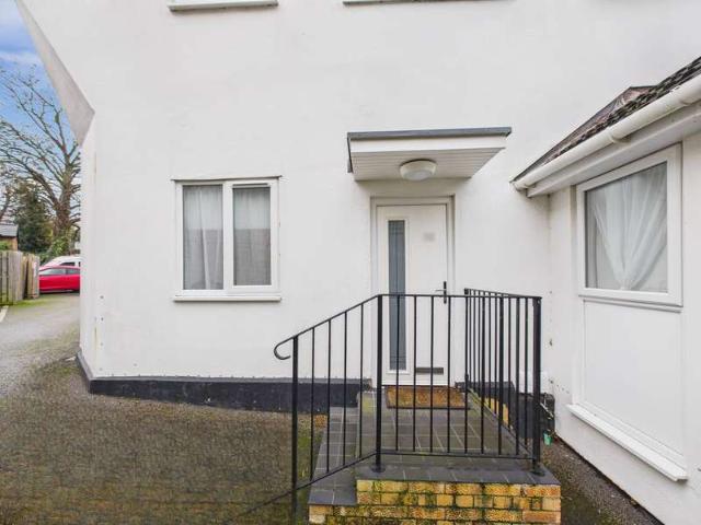 Apartment for sale in King's Walden, Hertfordshire