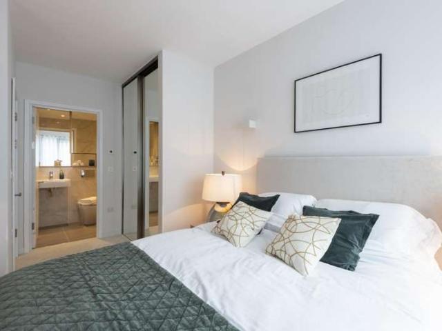 Apartment for sale in Bracknell