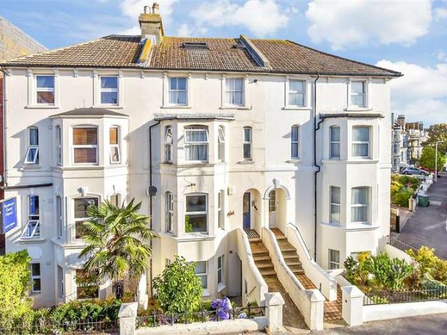 Apartment for sale in Foord, Folkestone and Hythe