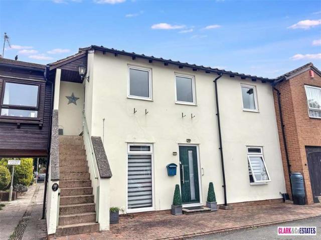 Apartment for sale in Topsham, Exeter