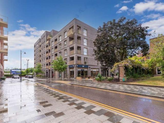 Apartment for sale in Fishery, Maidenhead