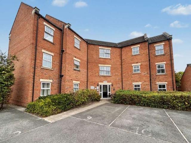 Apartment for sale in Staynor Hall, Selby