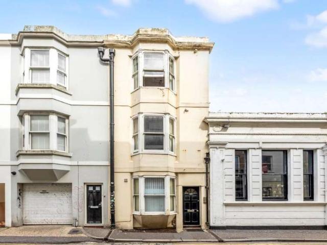 Apartment for sale in Queen's Park, Brighton & Hove