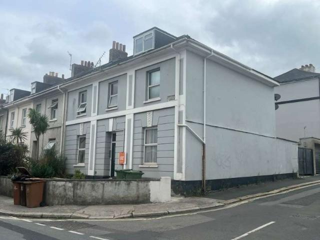 Apartment for sale in Pennycomequick, Mount Wise