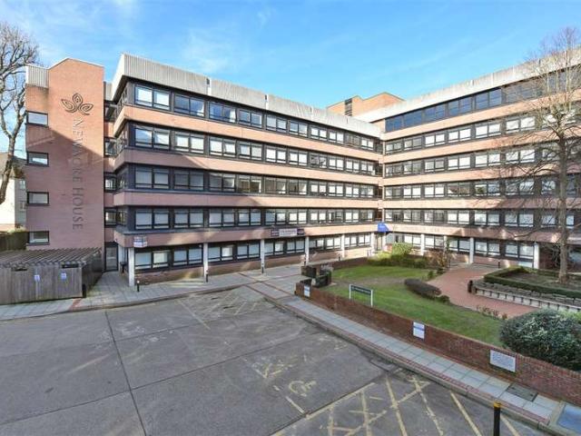 Apartment for sale in Blackwell, Perryfields