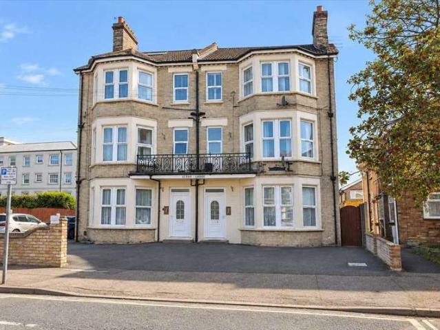 Apartment for sale in Clacton-on-Sea, Tendring