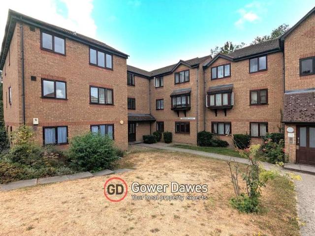 Apartment for sale in Purfleet, Essex