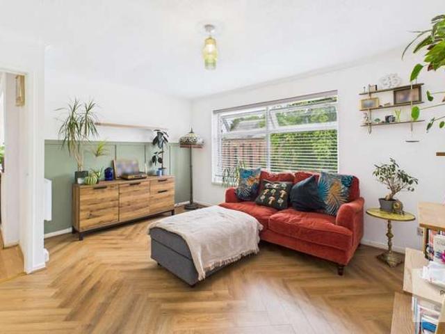 Apartment for sale in Unsworth, Bury