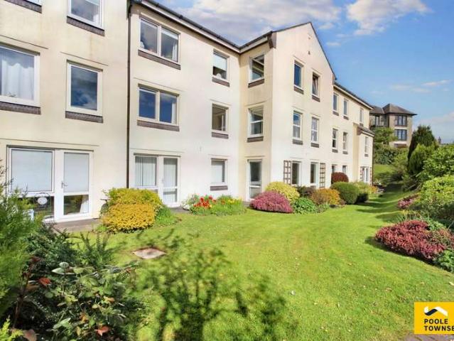 Apartment for sale in Grange-over-sands