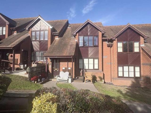 Apartment for sale in Broadoak, Eastleigh