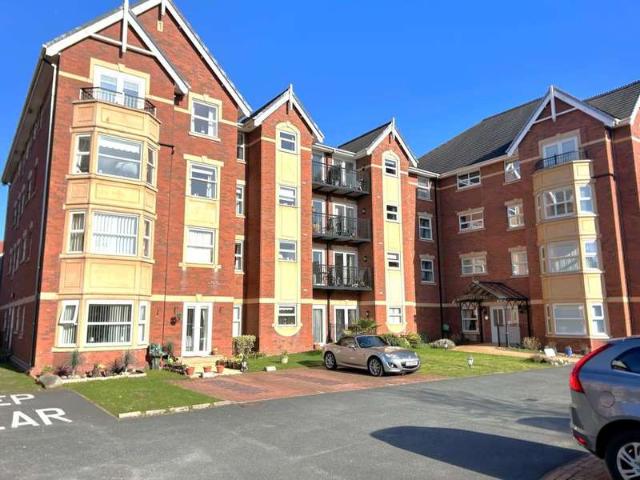 Apartment for sale in St Annes, Lytham