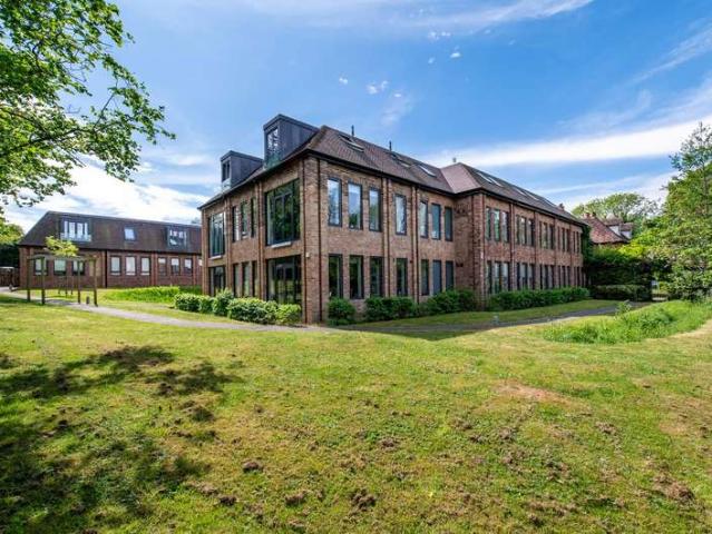Apartment for sale in Ash-cum-Ridley, The Butts
