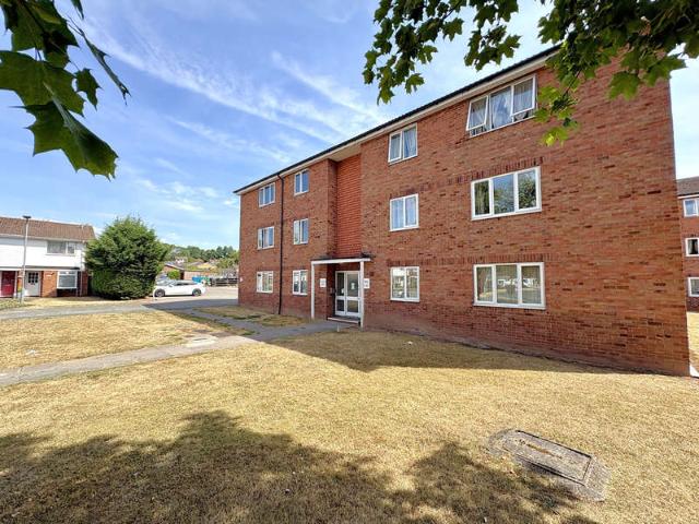 Apartment for sale in Bobblestock, Lower Bullingham