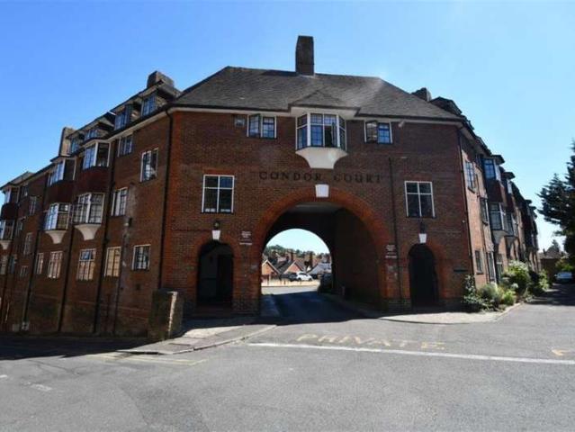 Apartment for sale in Guildford Park, Westborough