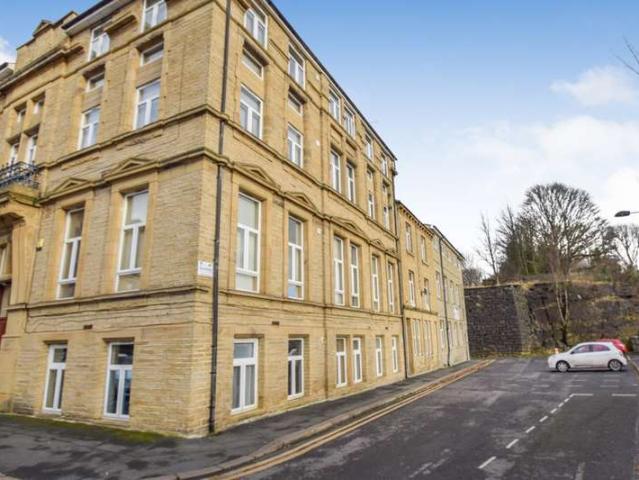 Apartment for sale in Baildon, West Yorkshire