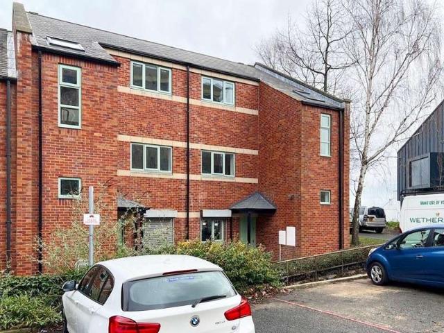 Apartment for sale in Oakwell, South Yorkshire