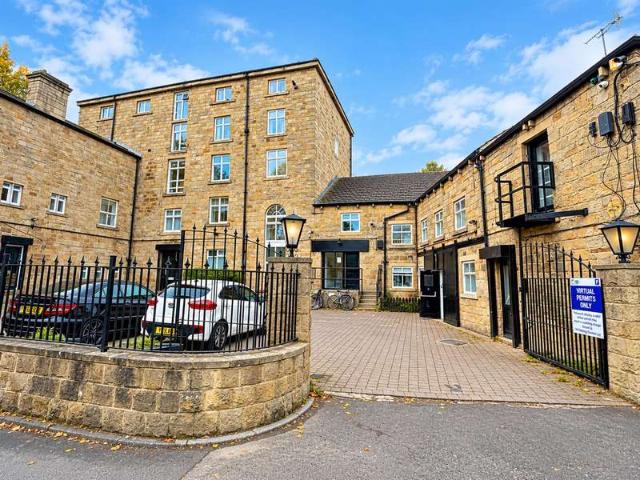 Apartment for sale in Kirkstall, Leeds