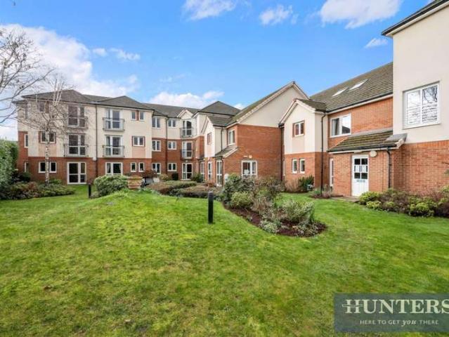 Apartment for sale in West Ewell, Ewell