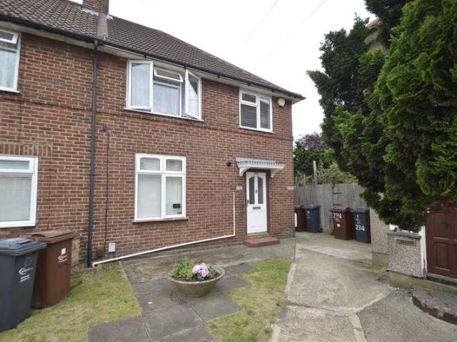 Apartment for sale in Dagenham, Barking And Dagenham