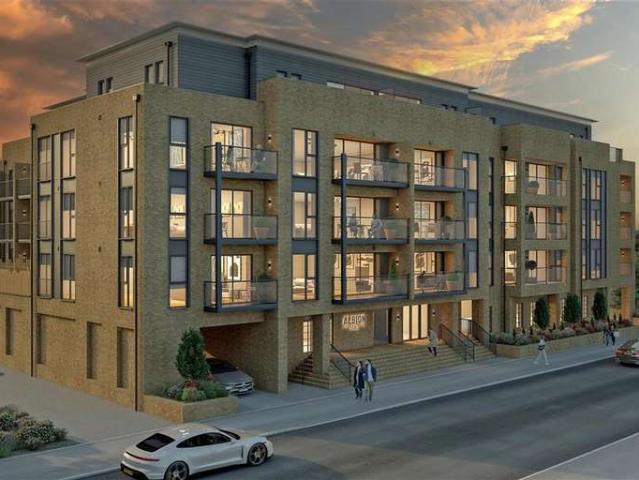 Apartment for sale in Red Hill, Surrey