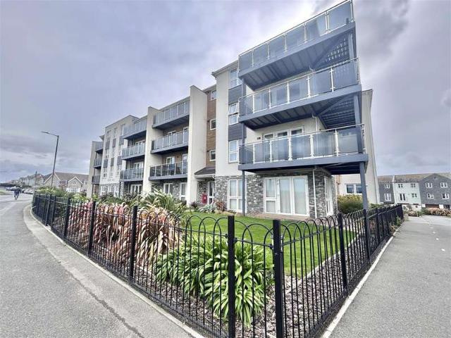 Apartment for sale in Newquay, Cornwall