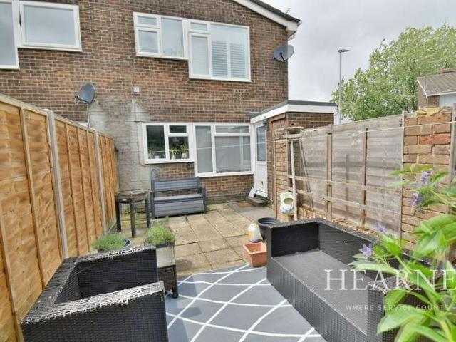 Apartment for sale in Tricketts Cross, Ferndown