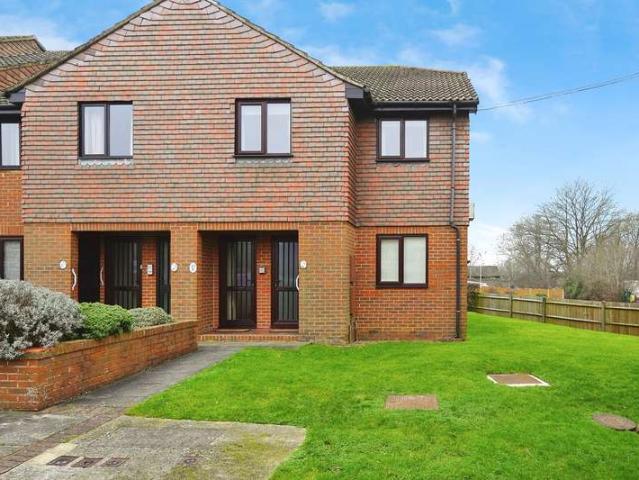 Apartment for sale in Repton Park South, Ashford