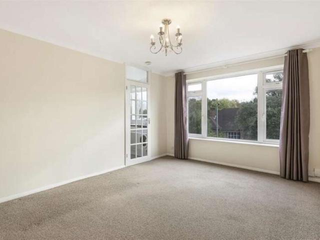 Apartment for sale in Chislehurst, Greater London