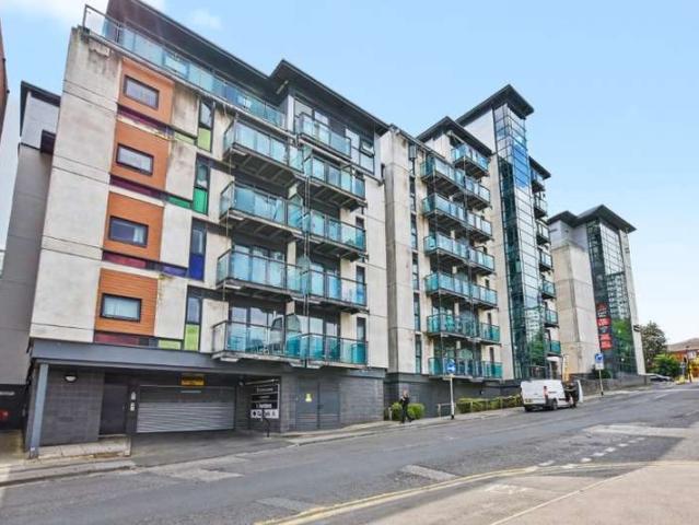 Apartment for sale in Leylands, West Yorkshire