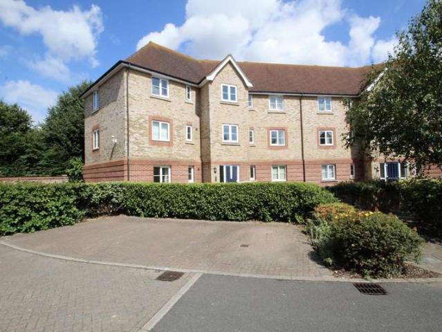 Apartment for sale in St. Marys Island, Gillingham