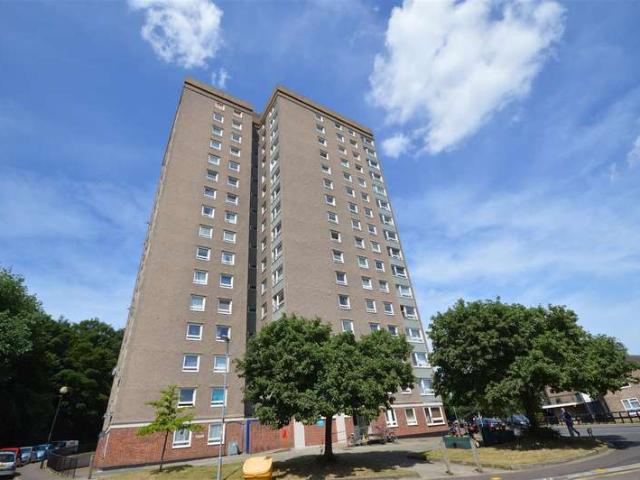 Apartment for sale in Lakenham, East Bank