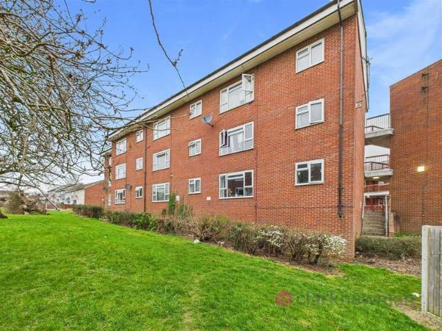 Apartment for sale in Katherines, Harlow