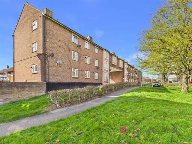Apartment for sale in The Stow, Harlow