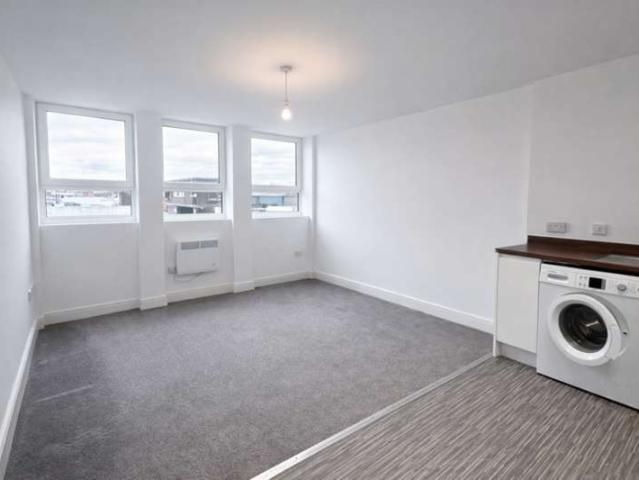 Apartment for sale in Trafford Park, Greater Manchester