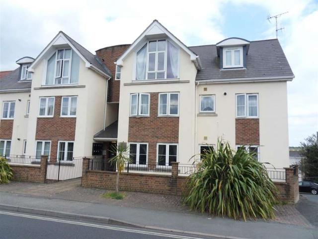 Apartment for sale in Cowes, Isle Of Wight