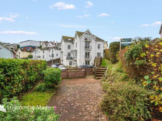 Apartment for sale in Strode, Devon